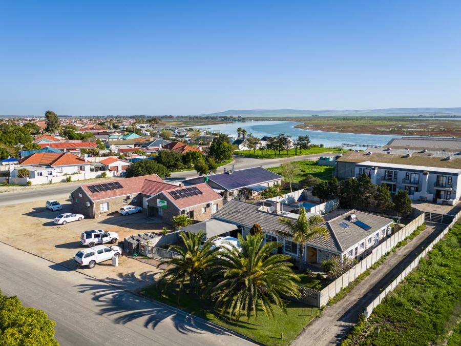 3 Bedroom Property for Sale in Laaiplek Western Cape
